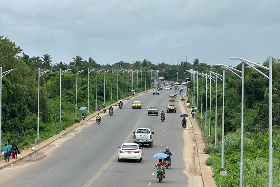 Liberia-Cột đèn